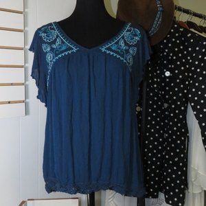 Know Rose Teal Embroidered Flowy Top Size L